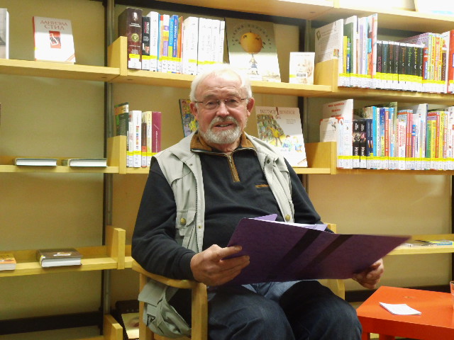 Reinhard Altenberg las im RAhmen der Reihe "Literatur in Detmerode"